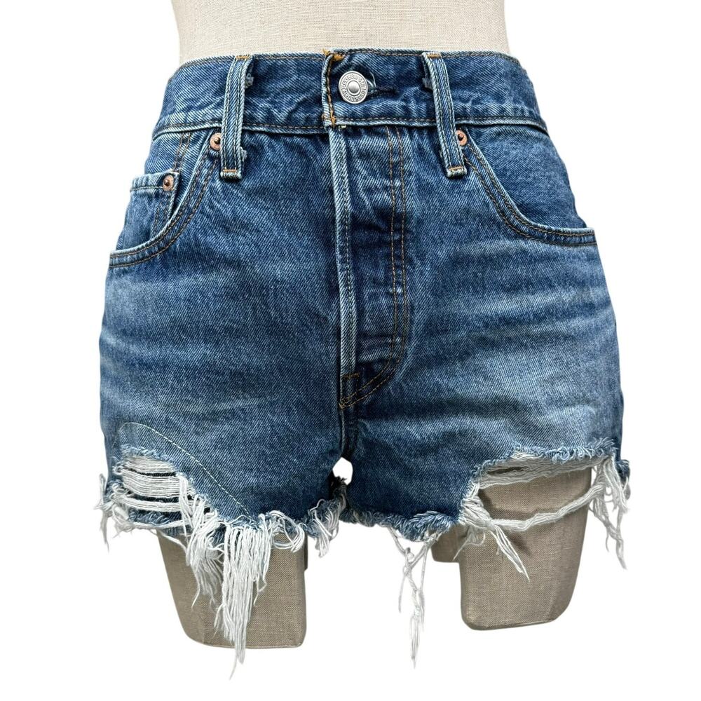 Levi’s 501 High Rise Distressed Denim Shorts W27 Raw Hem Vintage Look Cheeky